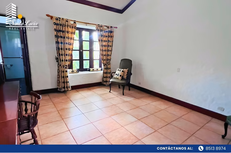 Casa de Lujo en Venta en Las Colinas - LL - Imagen 4