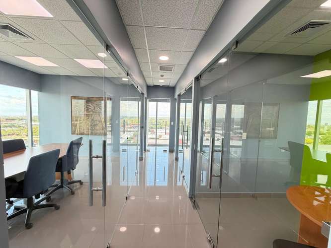  ¡Oficina Premium Amueblada en Alquiler en Edificio Kakau, Camino de Oriente! 