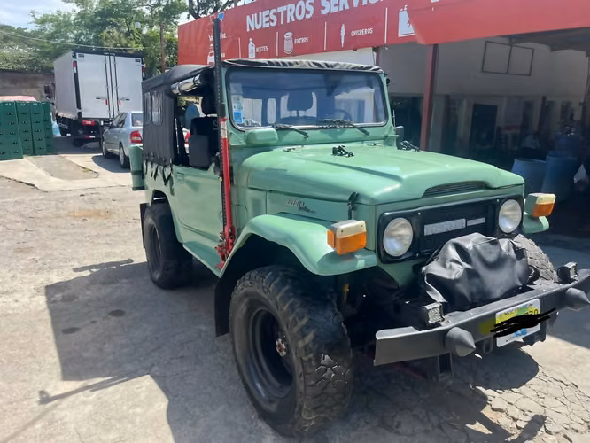 TOYOTA BJ40 MOTOR2H 1976