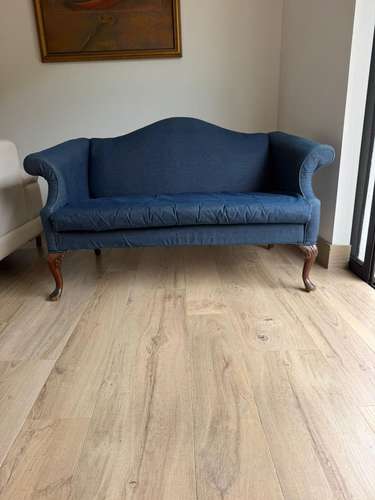 Furniture in good condition 