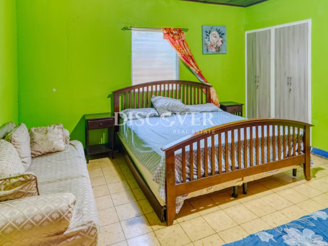 Se vende amplia casa con piscina en Carretera a Masaya  ID14919 - Imagen 2