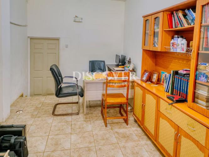 Se vende amplia casa con piscina en Carretera a Masaya  ID14919 - Imagen 11