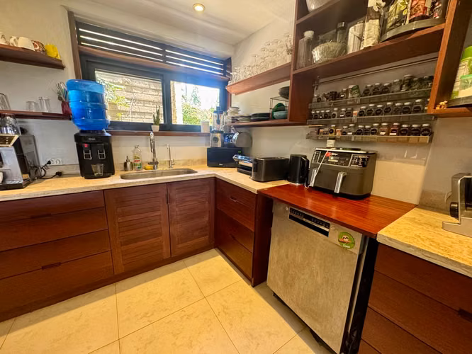 VERY MOTIVATED SELLER - PROPERTY FOR SALE – 4-Bedroom Home in TreeCasa  - Imagen 3