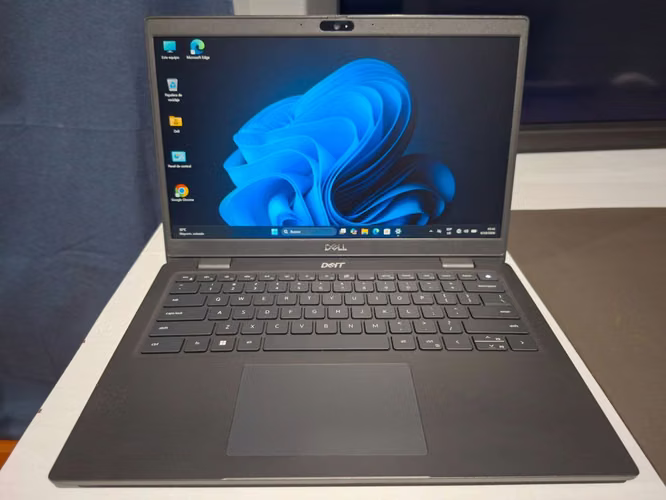 LAPTOP DELL LATITUDE 3420 / CORE i7 11va / 16GB RAM / NVIDIA MX350 2GB