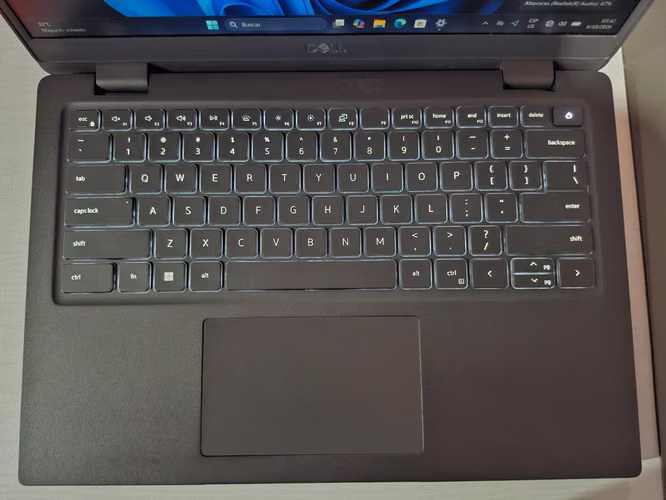 LAPTOP DELL LATITUDE 3420 / CORE i7 11va / 16GB RAM / NVIDIA MX350 2GB - Imagen 4