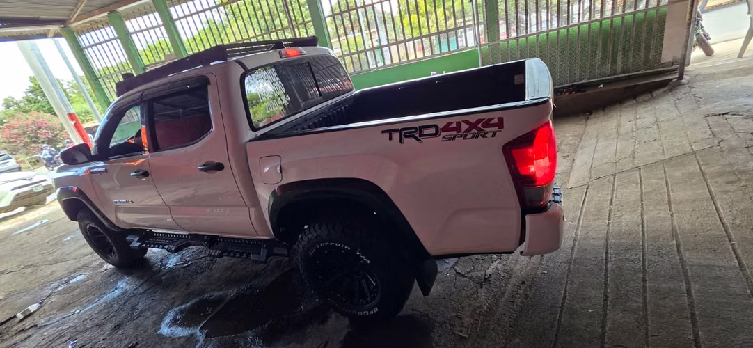 Vendo o cambio tacoma 2018