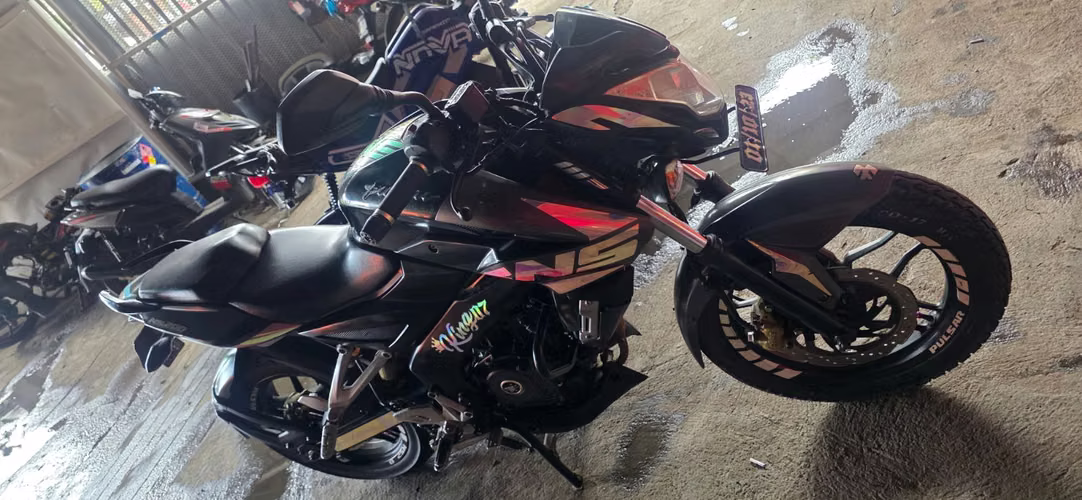 Vendo o cambio ns 200 2021