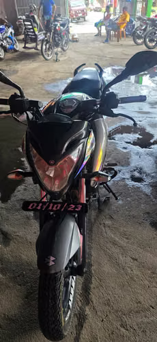 Vendo o cambio ns 200 2021