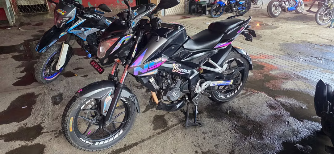 Vendo o cambio ns 200 2021