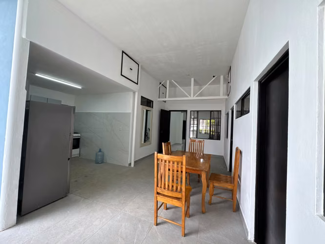 Se vende casa remodelada en la Centroamérica, ml