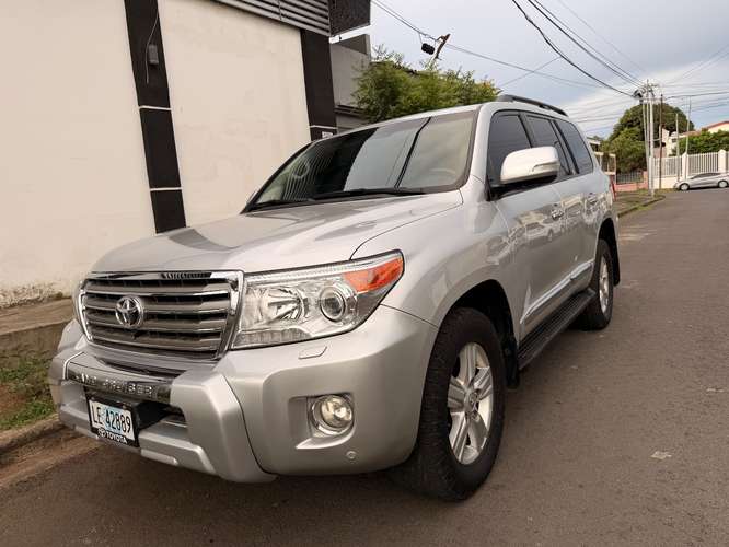 TOYOTA LAND CRUISER VX 