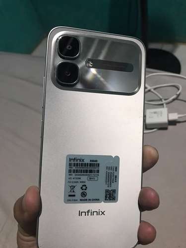Infinix Smart 20 color gris - Imagen 5
