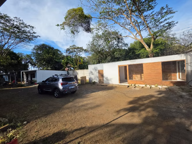 AG, SE RENTA LOCAL COMERCIAL A ORILLAS DE LA CARRETERA EN MASAYA - Imagen 2