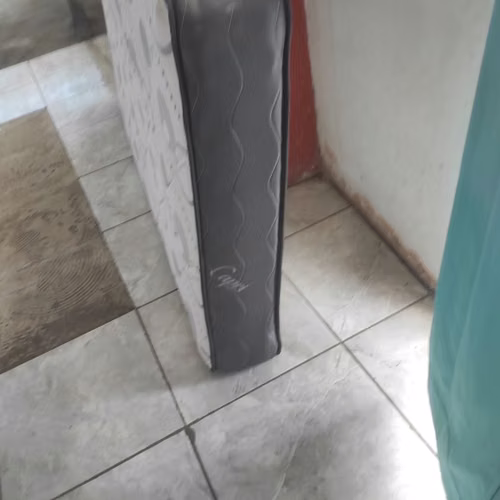  Colchon capri (Semi Nuevo) - Imagen 3