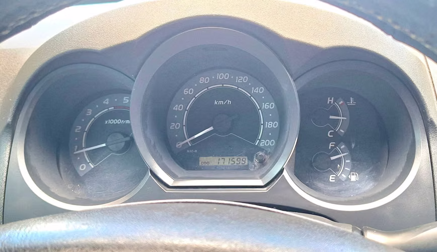 TOYOTA HILUX SRV  - Imagen 6