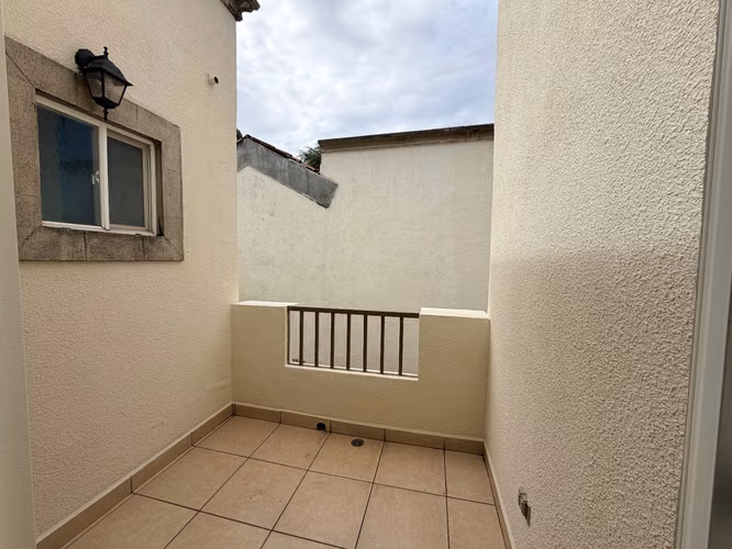  HERMOSA CASA AMUEBLADA EN RENTA – LAS COLINAS - Imagen 13