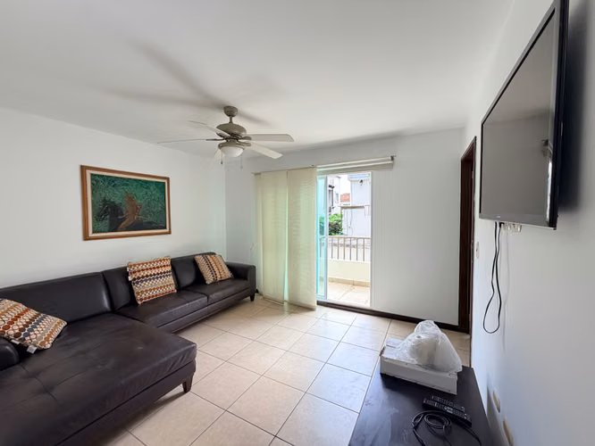  HERMOSA CASA AMUEBLADA EN RENTA – LAS COLINAS - Imagen 9