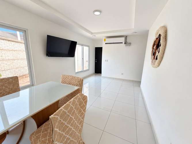  Se renta casa Semi Amueblada en Las Colinas!!!  - Imagen 2