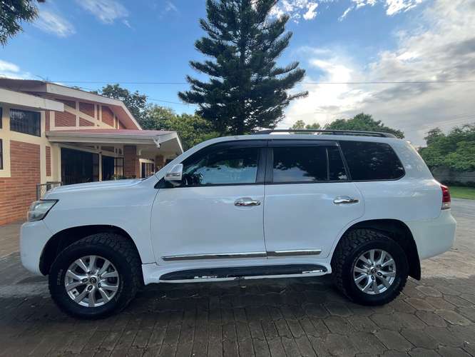 Toyota Land Cruiser 2011  - Imagen 2