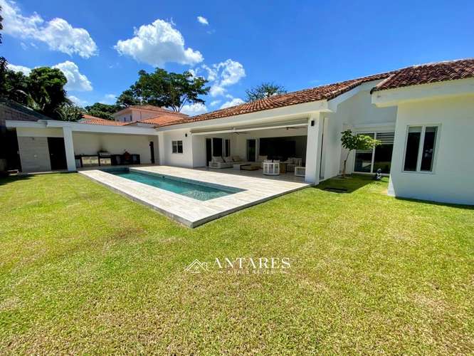 Moderna y Exclusiva Casa en Condominio en Santo Domingo - Imagen 3