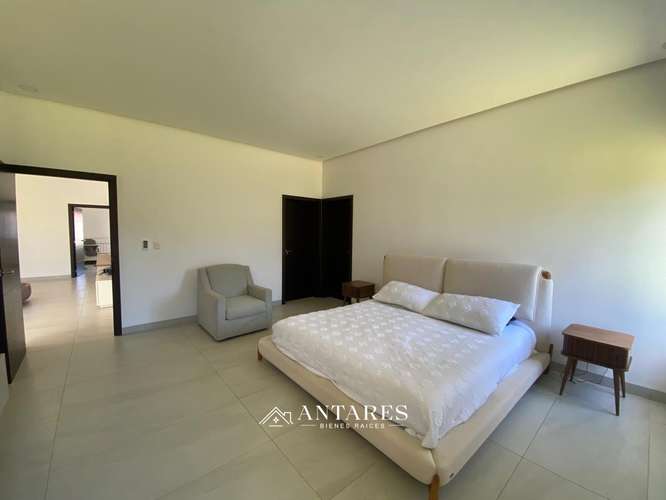 Moderna y Exclusiva Casa en Condominio en Santo Domingo - Imagen 13