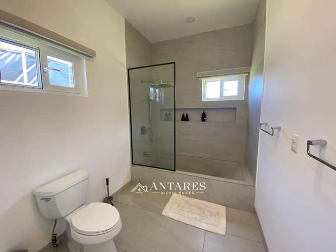Moderna y Exclusiva Casa en Condominio en Santo Domingo - Imagen 16