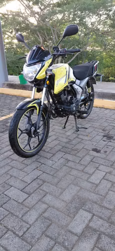 Motor nítido. Moto vento rayder 2026