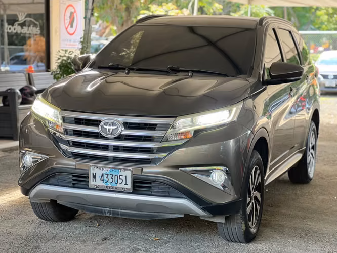 Toyota Rush año 2021 - Automática 