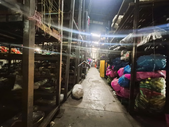 LL-¡Gran Oportunidad en el Corazón del Comercio! Se Renta Bodega de 1,930 m² en Carretera Norte en la zona del Mercado O - Imagen 7