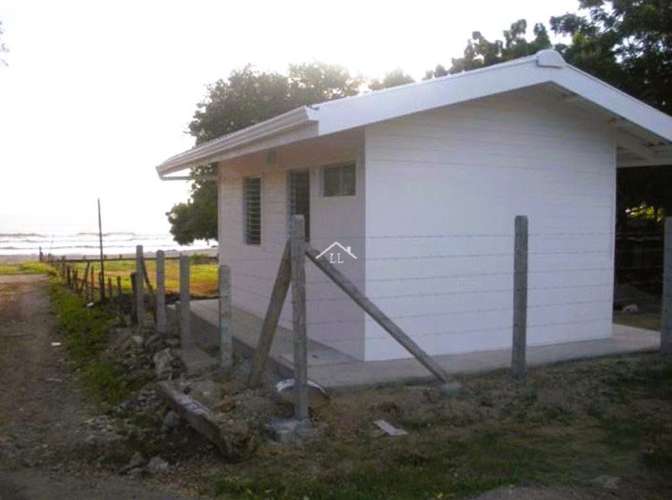 LL - Se Vende Terreno en Pochomil Viejo Frente al Mar