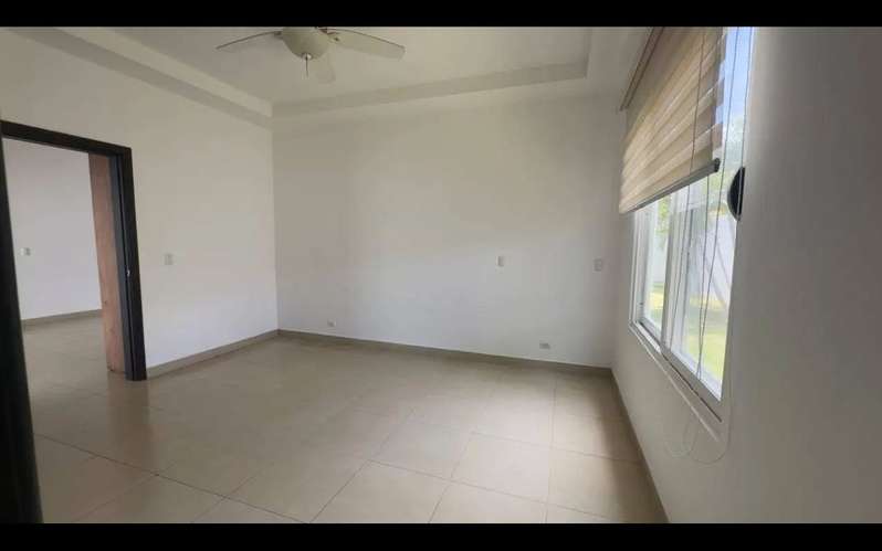  Casa en Venta | Residencial  Donatello   Precio: $280,000  - Imagen 10