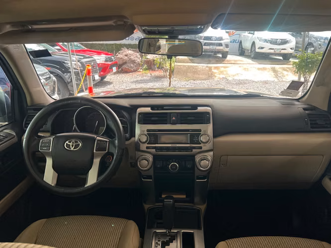 Toyota 4Runner 2012 Automática  - Imagen 5