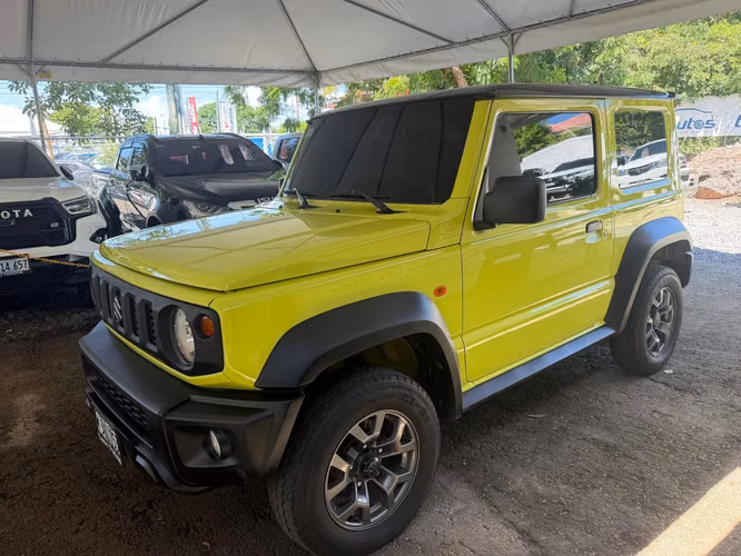 Suzuki Jimny año 2023 4x4 