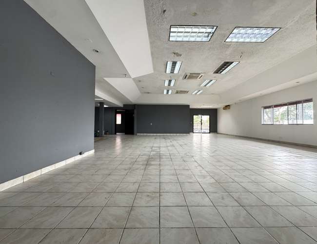 Rental of Local in Altamira Plans