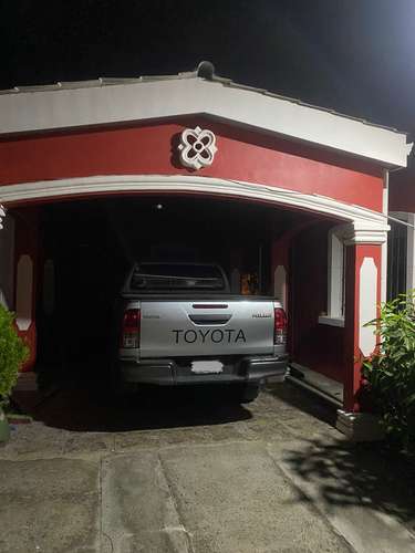 NO-Vendo casa en Carretera Norte  - Imagen 11