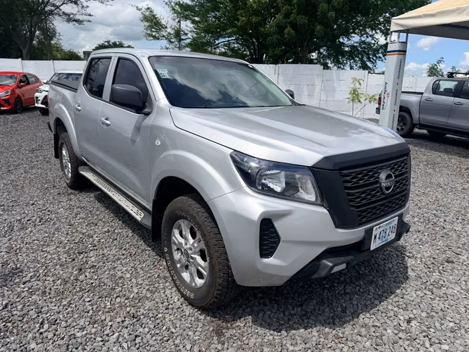 NISSAN NP300 FRONTIER AÑO 2025 - Imagen 2