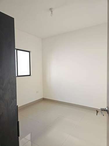 Casa nueva en renta en Residencial La Paz, Managua | 3 hab + servicio · Piscina · US$ 1,100 - Imagen 7