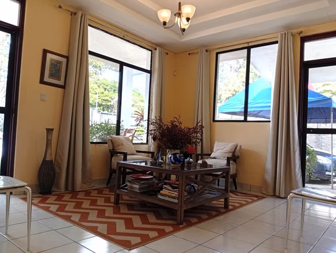 EM- Propiedad independiente en Venta, km 12 Carretera Masaya, Calle Los Vanegas - Imagen 6