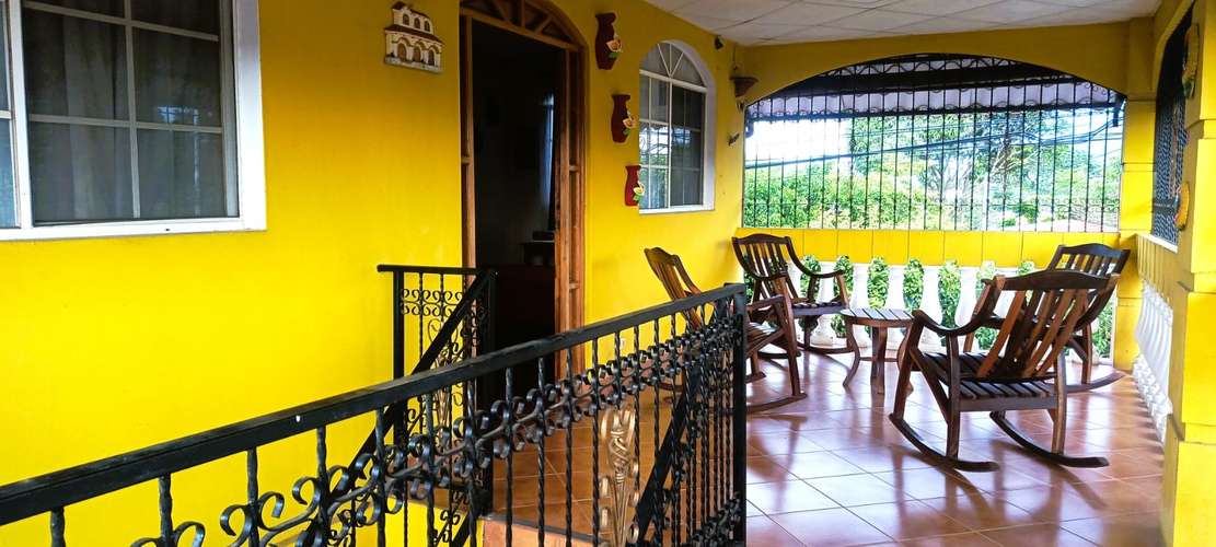 EM-Venta de Propiedad de dos plantas en Residencial Altos de Motastepe  - Imagen 11