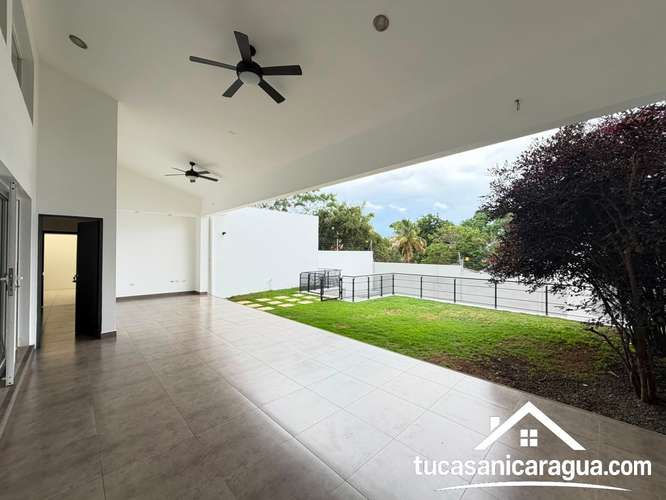 STUNNING HOME FOR SALE IN BALCONES DE SANTO DOMINGO, MANAGUA  - Imagen 11