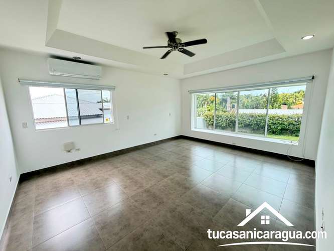  STUNNING HOME FOR SALE IN BALCONES DE SANTO DOMINGO, MANAGUA  - Imagen 13