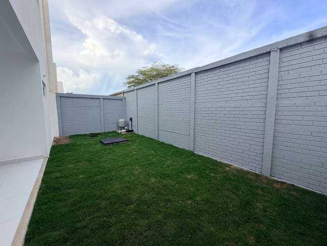  SE RENTA MODERNA CASA DE 2 PLANTAS EN LAS COLINAS, MANAGUA - Imagen 7
