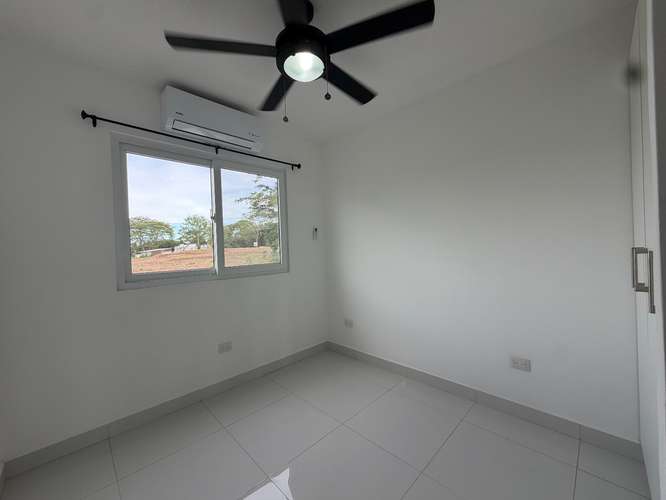  SE RENTA MODERNA CASA DE 2 PLANTAS EN LAS COLINAS, MANAGUA - Imagen 17