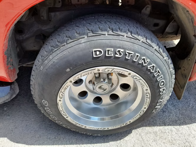 Vendo Toyota Hilux año 2011 (4x2 baja original) - Imagen 8