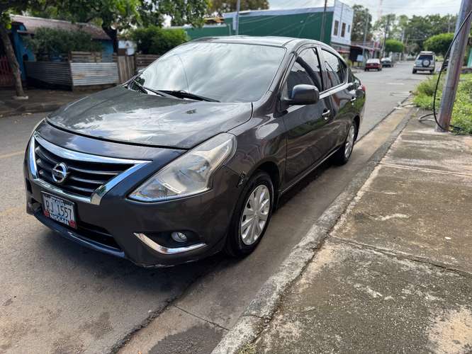 Nissan Versa 2017 transmisión Manual 