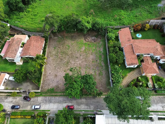 KC -  Terreno en Venta en Jardines de Santo Domingo - Imagen 12