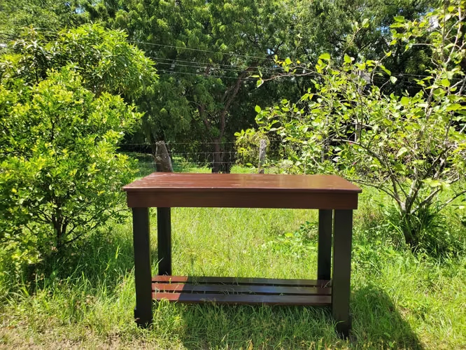 Venta de mesa auxiliar de madera - Imagen 3
