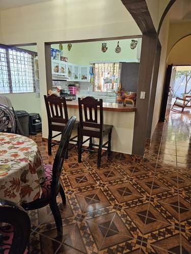 Se vende amplia casa en San Rafael del Sur - Imagen 3