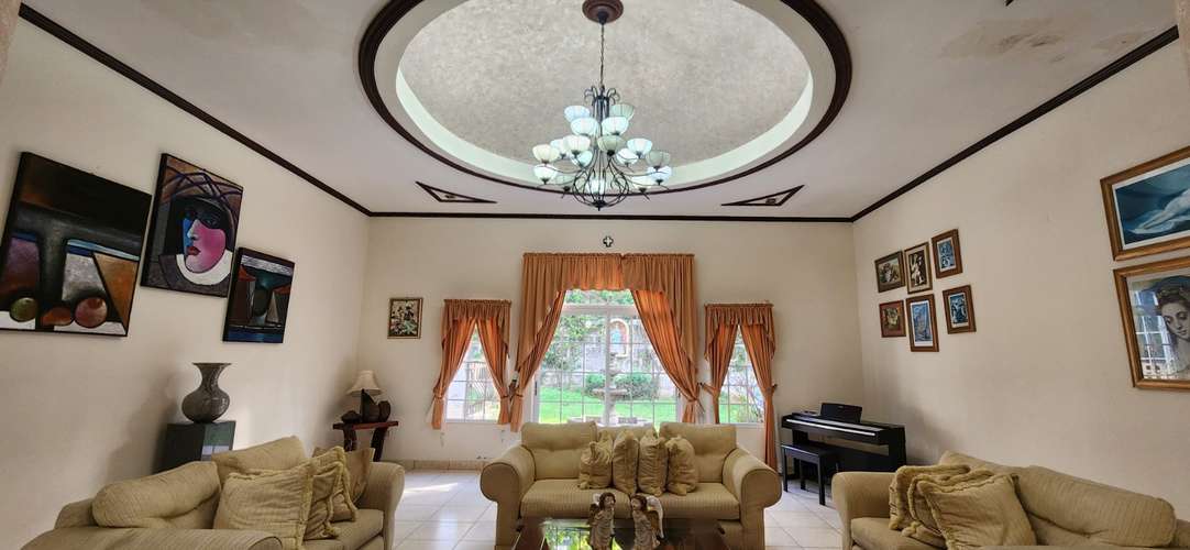 Alquiler de Casa en Santo Domingo 