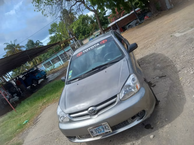 GANGA DE TOYOTA YARIS - Imagen 1